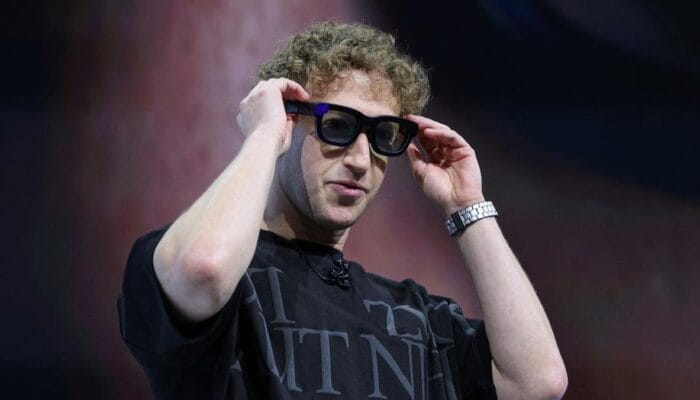 Mark Zuckerberg Prediksi Kacamata AI Bakal Menggantikan Smartphone di Masa Depan