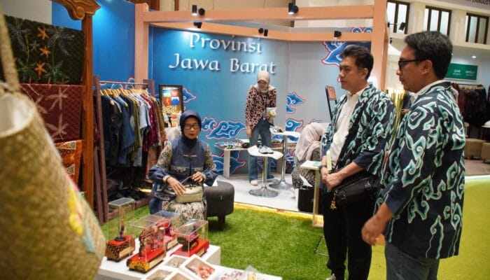 Dekranasda Jawa Barat Target Transaksi 1,5 Juta Dollar Lewat Pameran INACRAFT 2026