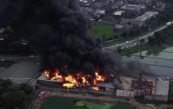 Pabrik di Babakan Ciparay Terbakar Hebat, Warga Sempat Panik