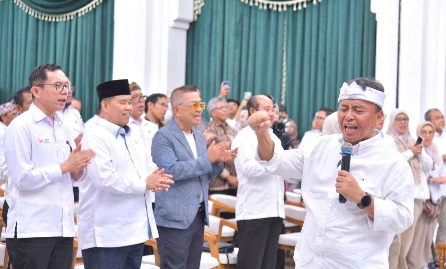 Ekonomi Jabar Tumbuh 5,85 Persen, Herman Suryatman: Ini Momentum Jadi Provinsi Termaju 1 Sekda Herman Suryatman menegaskan pentingnya peningkatan kapasitas sumber daya manusia. (Istimewa)