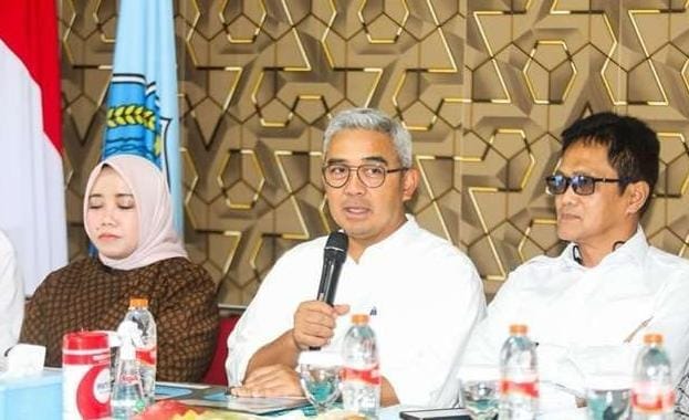 Wali Kota Bandung Muhammad Farhan menyampaikan penjelasan mengenai program unggulan penanganan sampah. (Istimewa)