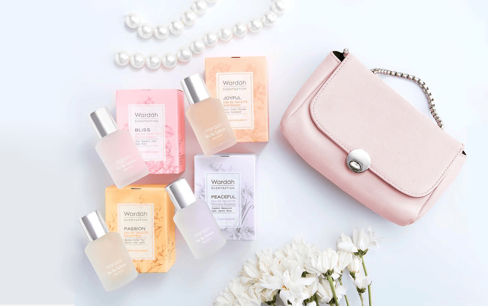Rekomendasi Parfum Wanita Non-Alkohol Terbaik untuk Acara Malam Hari, Tahan Lama & Elegan 2 Wardah Scentstation Eau de Toilette