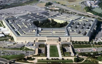 Google Gemini masuk ke Pentagon setelah raksasa teknologi tersebut meluncurkan agen kecerdasan buatan untuk digunakan oleh jutaan pegawai sipil dan militer di Departemen Pertahanan Amerika Serikat.
