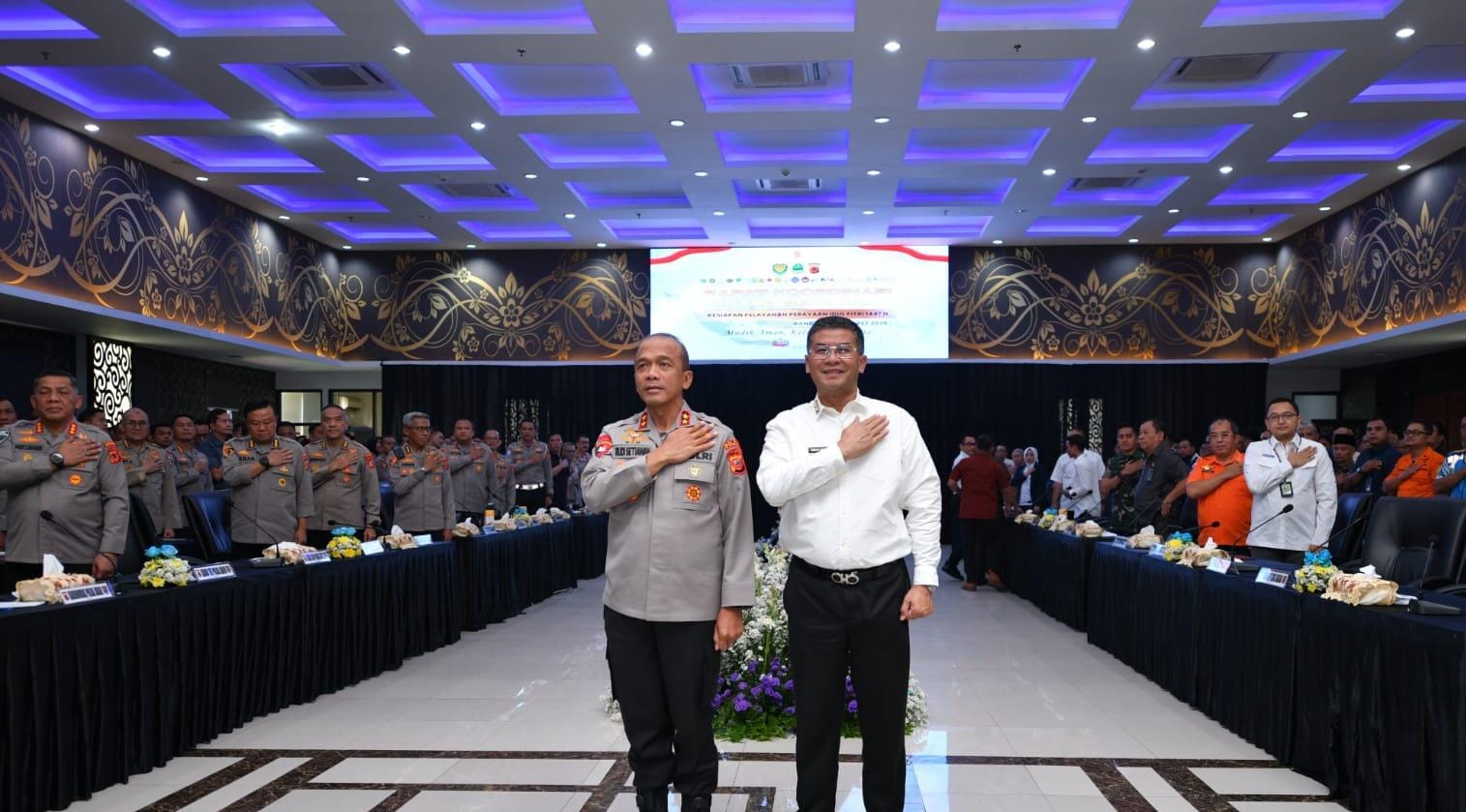 Usai Rapat Koordinasi Lintas Sektoral Operasi Ketupat Lodaya 2026 di Aula Ditlantas Polda Jabar, Kota Bandung, dihadiri Wagub Erwan Setiawan. (istimewa)