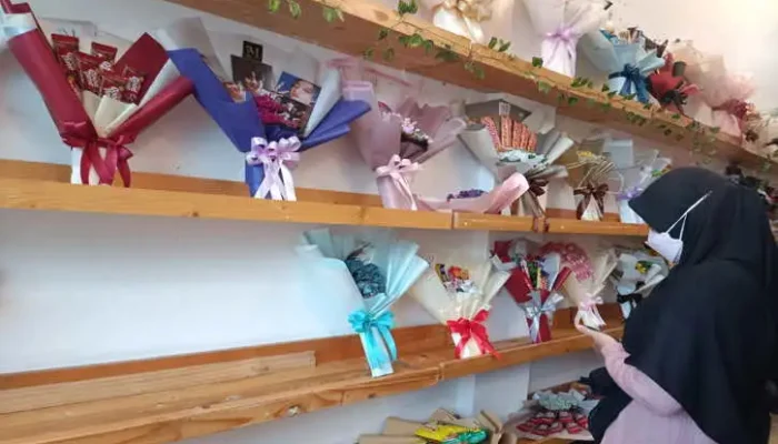 Bisnis Buket Mekar di Sekitar Unnes: Thumbelina Jadi Primadona, Omzet Tembus Rp8 Juta Sebulan