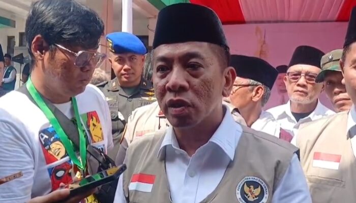 443 Jamaah Haji Karawang Berangkat ke Tanah Suci, Bupati Aep Lepas Kloter Perdana
