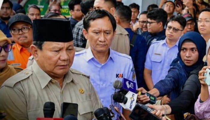 Prabowo Perintahkan Investigasi Kecelakaan Kereta Api di Bekasi Timur