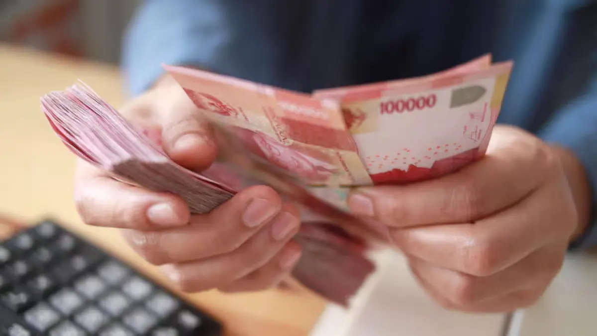 Ramalan keuangan zodiak Rabu 29 April 2026 untuk Libra, Scorpio, Sagitarius, Capricorn, Aquarius, dan Pisces — dari peringatan jebakan finansial hingga peluang investasi terbaik.