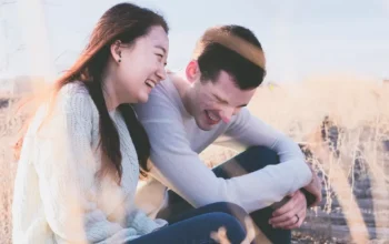 Ramalan Zodiak Cinta 19 April 2026: Taurus Makin Harmonis, Gemini Perlu Lebih Pengertian