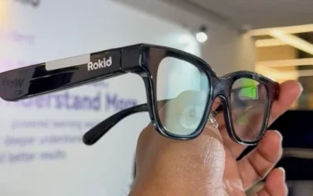 Rokid AI Glasses resmi hadir di Indonesia seharga Rp11.649.000 — kacamata pintar 49 gram dengan ChatGPT, Visual Intelligence, terjemahan real-time, dan layar microLED 1.500 nits.