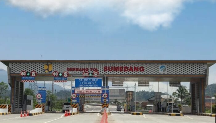 Retakan Tanah di Tol Cisumdawu, Contraflow akan Diberlakukan Sampai Selesai Perbaikan