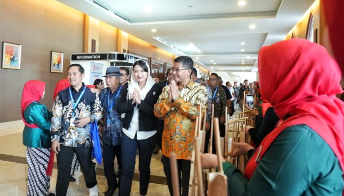 Wagub Jabar Dorong Regulasi Khusus untuk Perkuat Daya Saing Kuliner Lokal di Mal