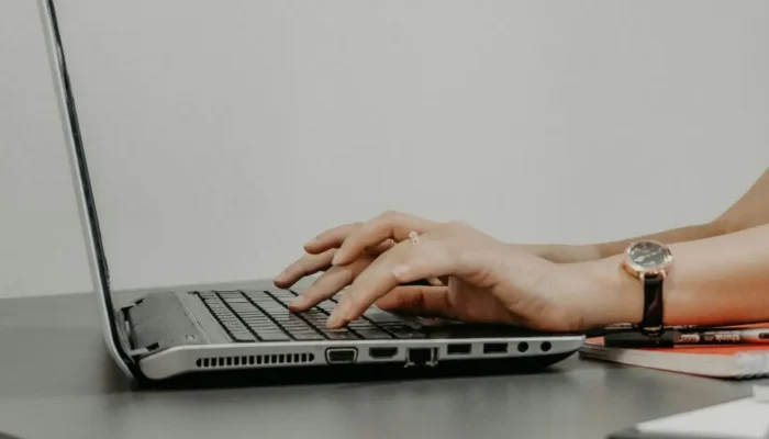 Andrew Bosworth Tolak Opt-Out: Semua Klik dan Ketikan Karyawan Meta Direkam AI