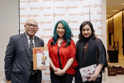 Metta Murdaya ubah pengalaman burnout di New York menjadi brand skincare premium JUARA Beauty berbasis jamu Indonesia.
