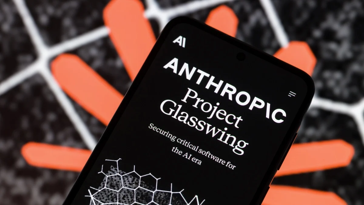 Claude Mythos, AI terbaru Anthropic, dibahas di forum IMF karena mampu mengeksploitasi celah sistem keuangan. Akses dibatasi lewat Project Glasswing untuk AWS, Microsoft, dan Nvidia.