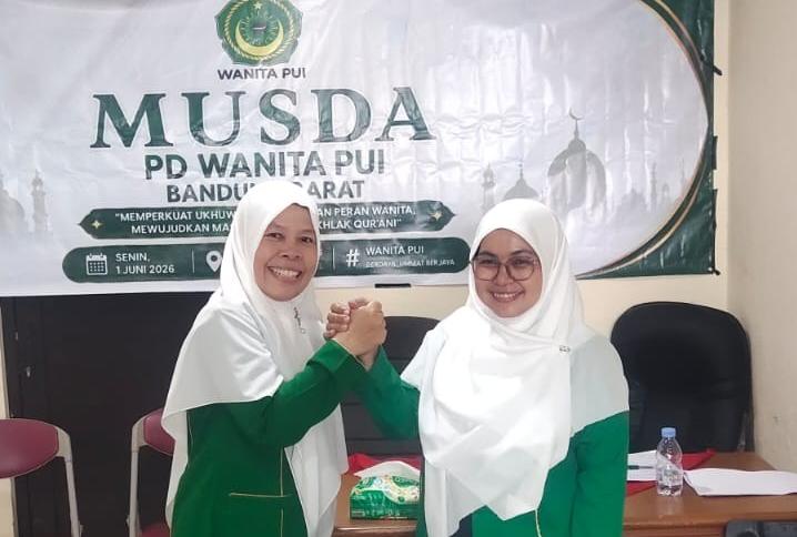 Ketua PD Wanita dan Ketua Dewan pertimbangan PUI Kabupaten Bandung Barat Periode 2026-203, usai Musda. (Dadan Saepudin/XJabar)