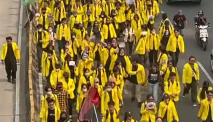 Klakson Kendaraan Jadi Simbol Dukungan dalam Aksi Mahasiswa di Jakarta