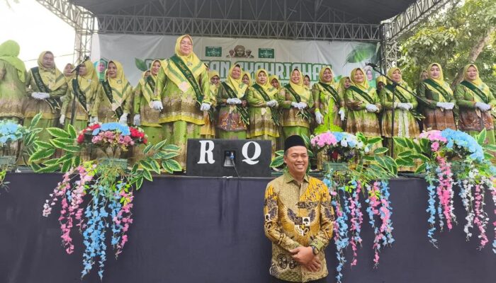 Kang HJA Hadiri Pengajian Muslimat PCNU Karawang, Salurkan Bantuan untuk Program dan Rumah Dakwah NU