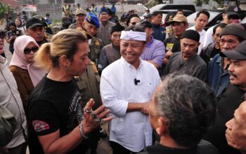 Pemprov Jabar Siapkan 800 Kios untuk Menampung PKL Kiaracondong 5 IMG 20260810 WA0042