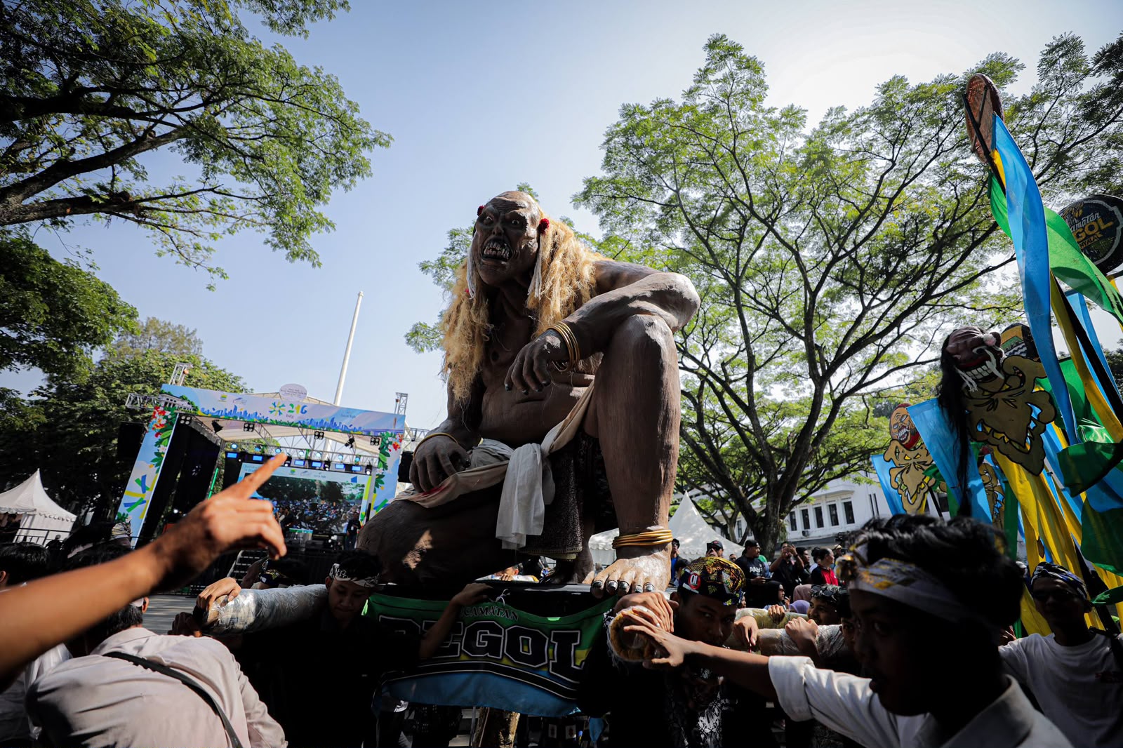 Tutup HJKB ke-216, Pemkot Bandung Gelar Pawai Jampana 2 IMG 20261025 WA0022