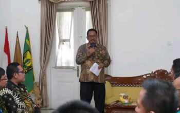 Pemkab Sukabumi Gercep Terima Bantuan Obat TBC Anak dari Indofarma 6 asep japar dapat bantuan obat tbc