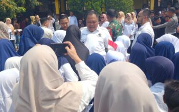 Bebas Pungutan! Pemkab Karawang Gulirkan Modul Pembelajaran Gratis untuk SD dan SMP Negeri