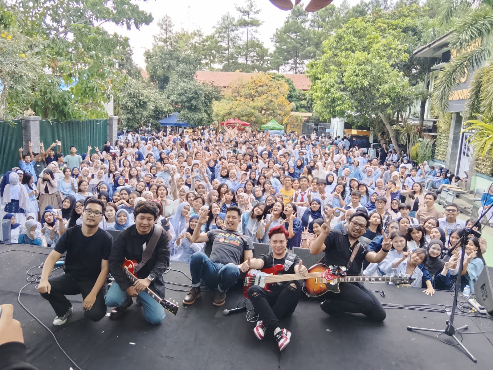 kolaborasi spektakulr sman 15 bandung
